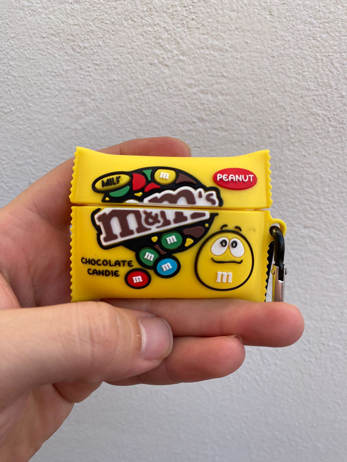 Funda para airpods m&m