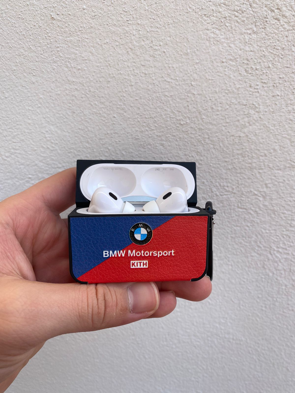 Funda para airpods BMW